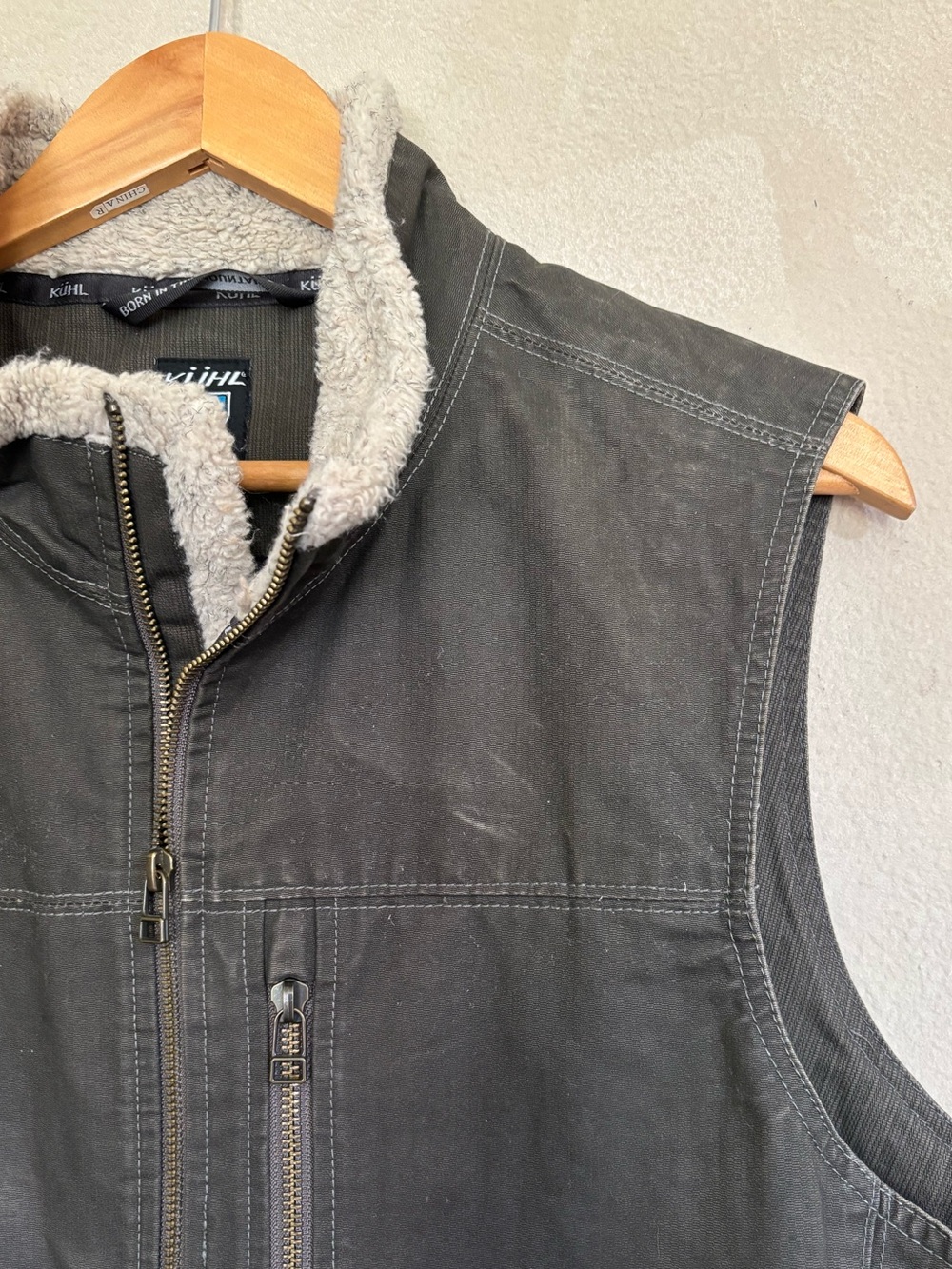 Kuhl Burr vintage patina dye vest - Picture 2 of 5